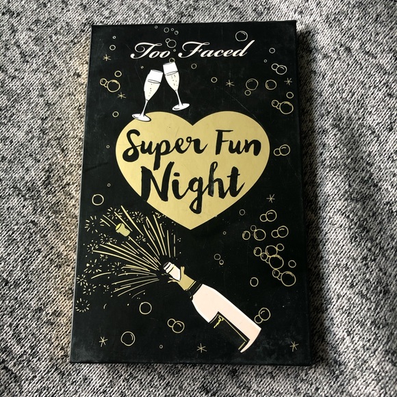 Too Faced Super Fun Night Palette - Picture 1 of 4